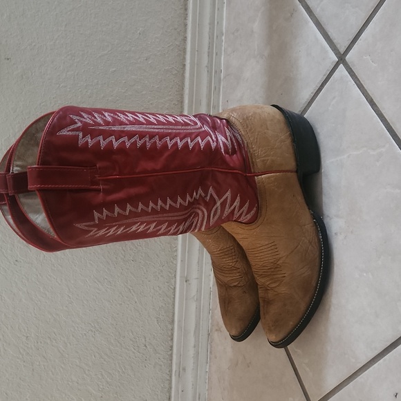 Boots - Picture 2 of 2